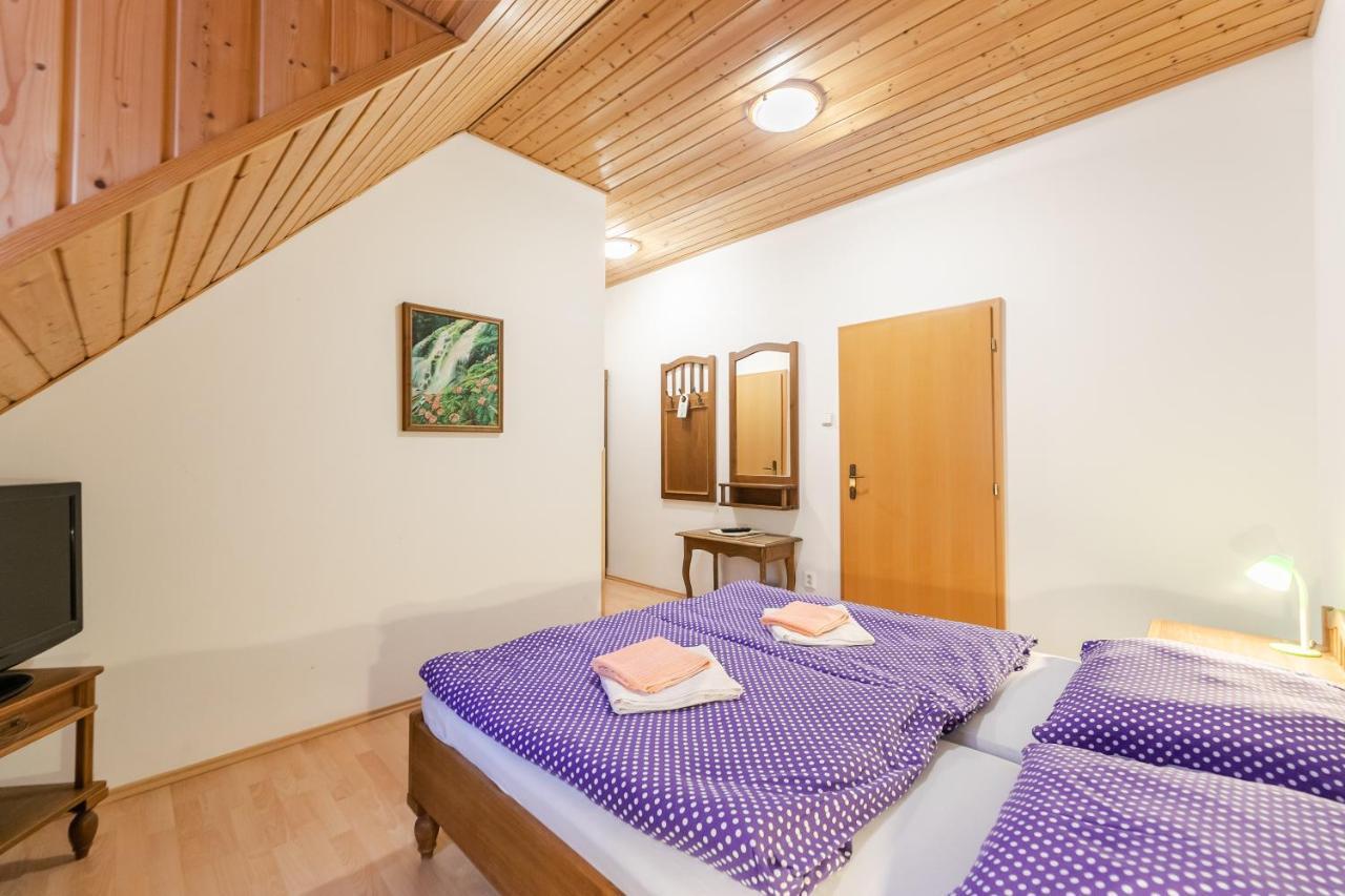 Perla Jizery Hotel